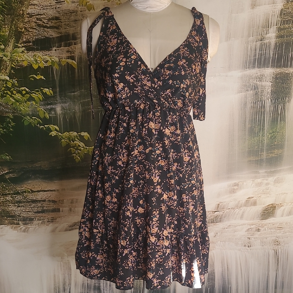 New! Womens Small Black Mauve Floral Vneck Or Halter Adjustable Ties Dress